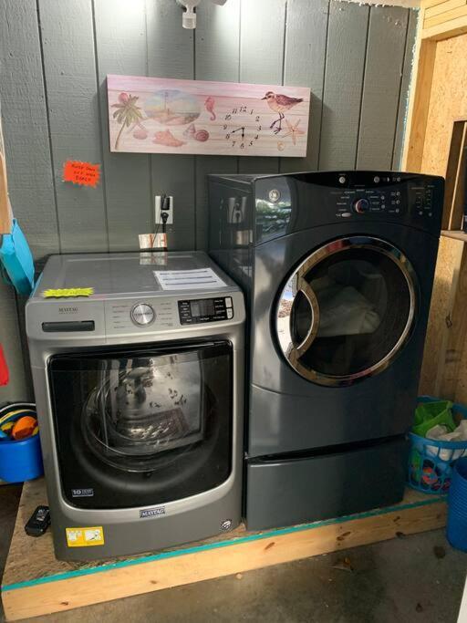 Beach Breeze 3, Pet Friendly, Walking Distance To Atlantic Ocean Free Parking 默特尔比奇 外观 照片
