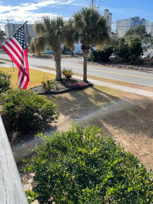 Beach Breeze 3, Pet Friendly, Walking Distance To Atlantic Ocean Free Parking 默特尔比奇 外观 照片